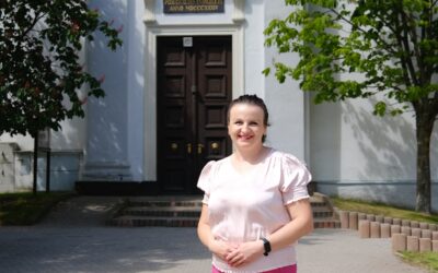 Venujú sa ženám zažívajúcim násilie. Progresfem poskytuje komplexné poradenstvo